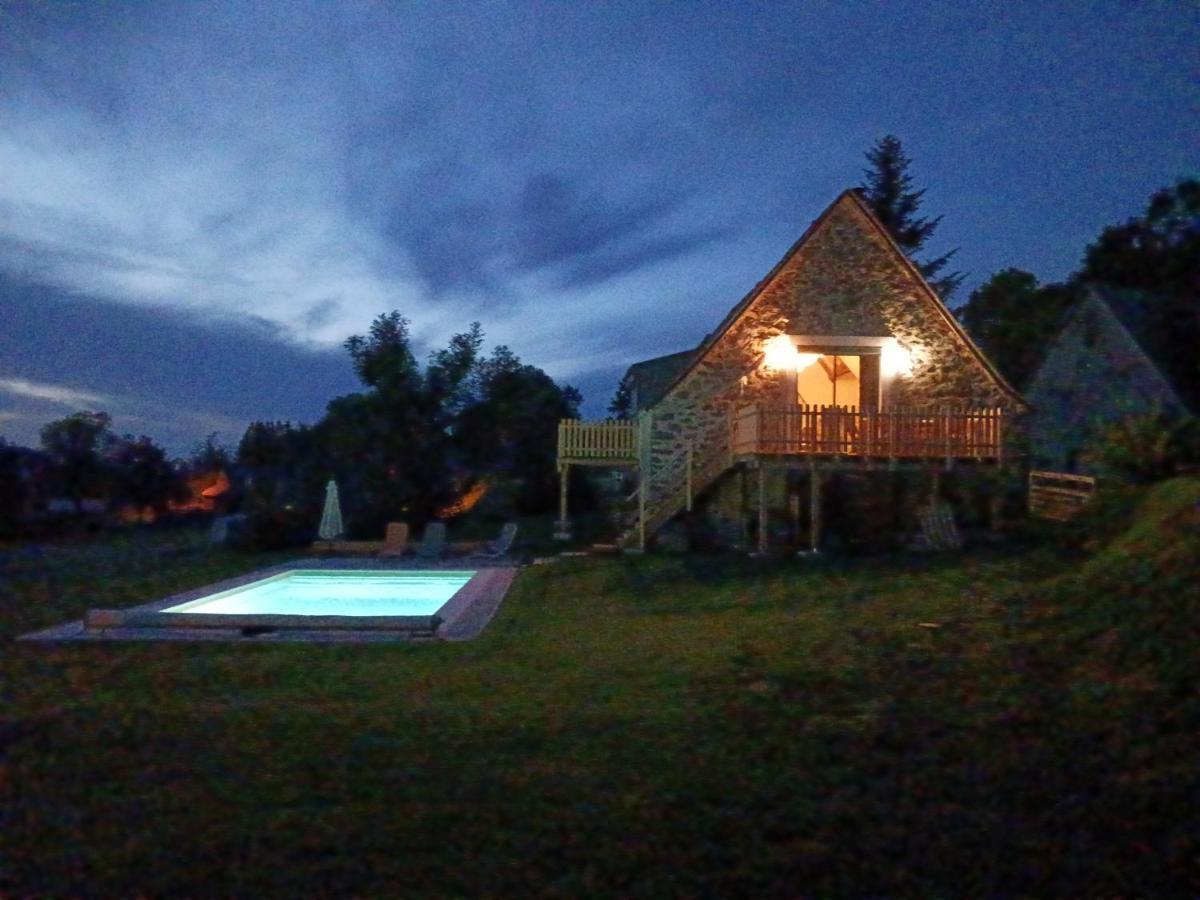 D'haut Bagnac Avec Piscine Holiday home Anglards-de-Salers